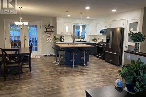 27 Preston Crescent - Photo 8