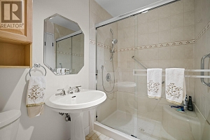 737 Leon Avenue Unit# 1403 - Photo 28