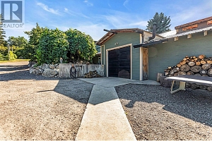 4660 Scotty Creek Road - Photo 55