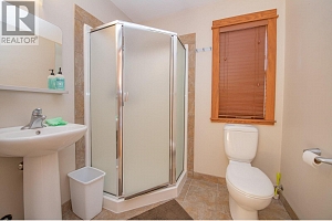 100 Kestrel Place Unit# 12 - Photo 56
