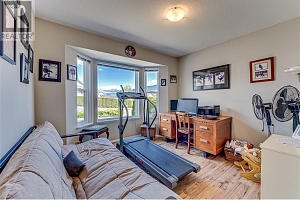 855 8 Avenue - Photo 23