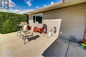 855 8 Avenue - Photo 27