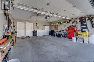 855 8 Avenue - Photo 35