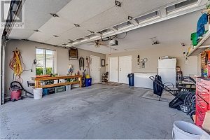 855 8 Avenue - Photo 36