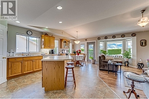 855 8 Avenue - Photo 8