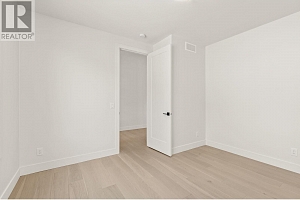 859 Melrose Street - Photo 27