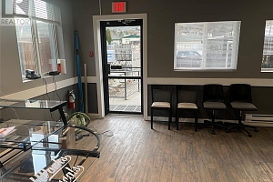 5101 25 Avenue Unit# Main floor - Photo 3