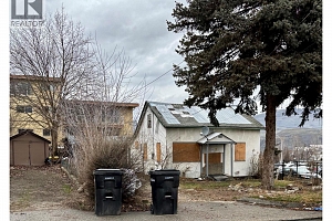 1904 31 Street - Photo 2