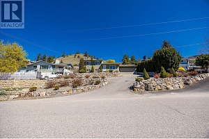 1281 Lund Road - Photo 36