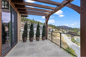 6166 Seymoure Avenue - Photo 13