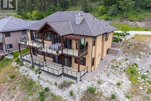 6166 Seymoure Avenue - Photo 3