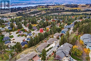 1007 Aurora Heights - Photo 59