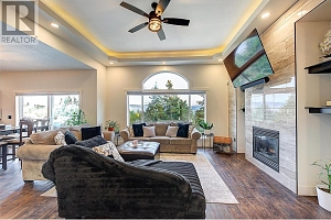 1007 Aurora Heights - Photo 9