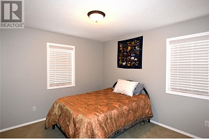 605 Elk Street - Photo 25