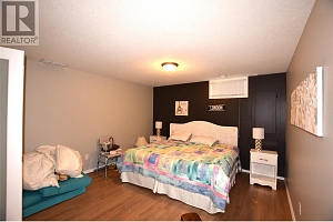 605 Elk Street - Photo 32