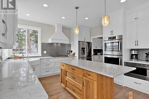 7255 Dunwaters Road - Photo 12