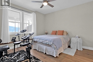 7255 Dunwaters Road - Photo 37