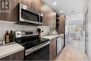345 Dougall Road N Unit# 220 - Photo 4