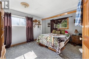 6580 33 Highway - Photo 10