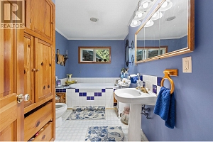 6580 33 Highway - Photo 7