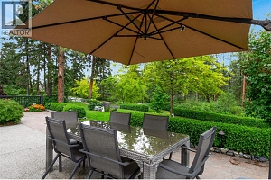 4163 Mahonia Drive S - Photo 17