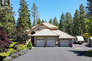 4163 Mahonia Drive S - Photo 4