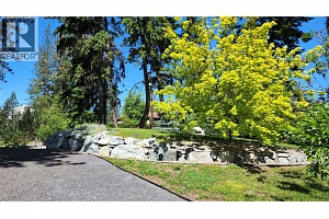 4163 Mahonia Drive S - Photo 60