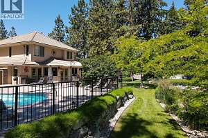 4163 Mahonia Drive S - Photo 64