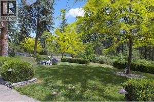 4163 Mahonia Drive S - Photo 72
