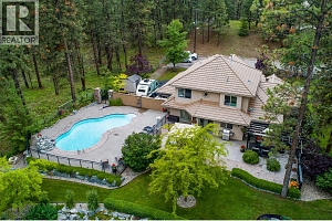 4163 Mahonia Drive S - Photo 97