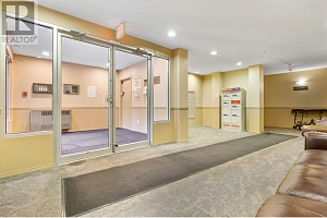 1875 Country Club Drive Unit# 1618 - Photo 35