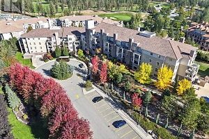 1875 Country Club Drive Unit# 1618 - Photo 4