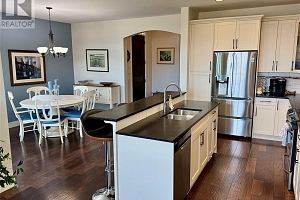 1605 Marina Way - Photo 11
