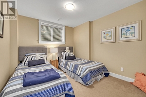 1605 Marina Way - Photo 33