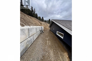 1768 Gallon Avenue - Photo 32