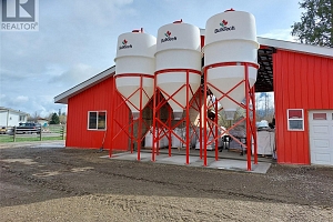 72 Tomkinson Road - Photo 3