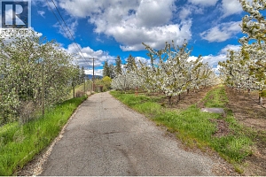 2990 Dunster Road - Photo 13