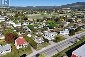 3576 Old Okanagan Highway - Photo 6