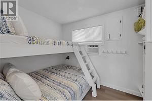 3050 Seclusion Bay Road Unit# 12 - Photo 13