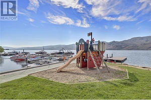 3050 Seclusion Bay Road Unit# 12 - Photo 20