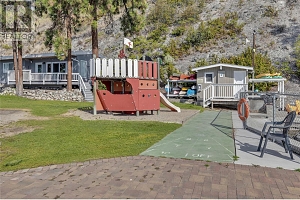 3050 Seclusion Bay Road Unit# 12 - Photo 21