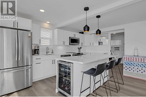 3050 Seclusion Bay Road Unit# 12 - Photo 7