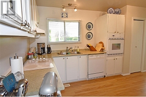 735 3 Street - Photo 20