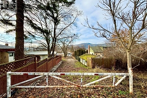 2003 37 Avenue - Photo 11