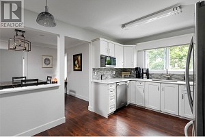 1055 Lawrence Avenue Unit# 202 - Photo 7