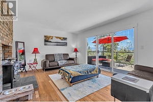 1623 Blackwood Drive - Photo 13