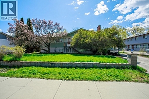 3706 24 Avenue - Photo 4