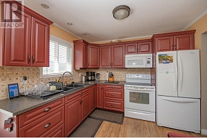 6627 Longacre Drive - Photo 13