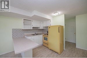 6627 Longacre Drive - Photo 52