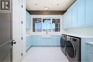 8399 Bench Row Road - Photo 14